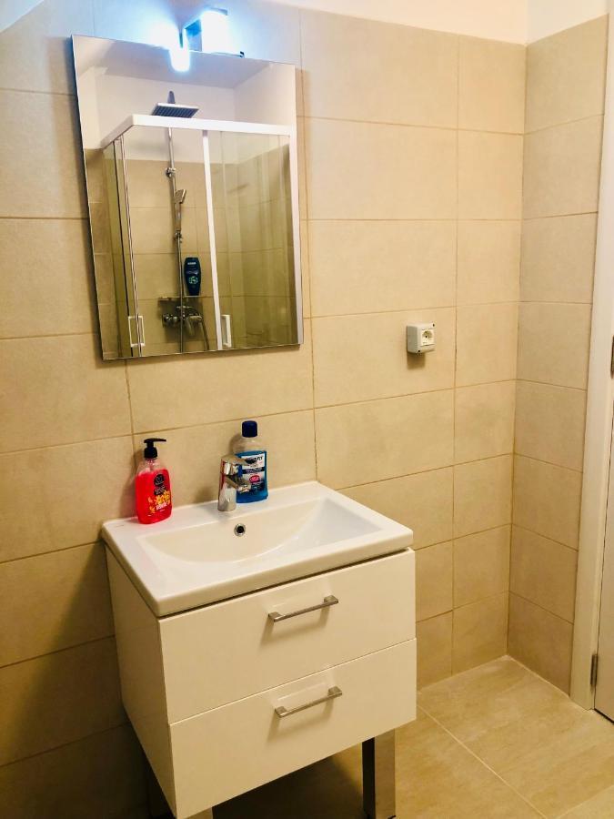 Ultra-central Modern And Big In Union Square U41-u44 Apartment Timişoara