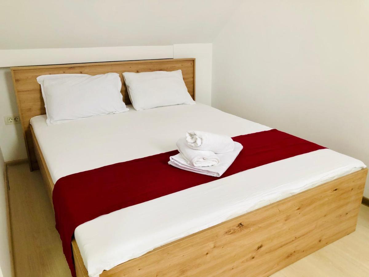 Ultra-central Modern And Big In Union Square U41-u44 Apartment Timişoara